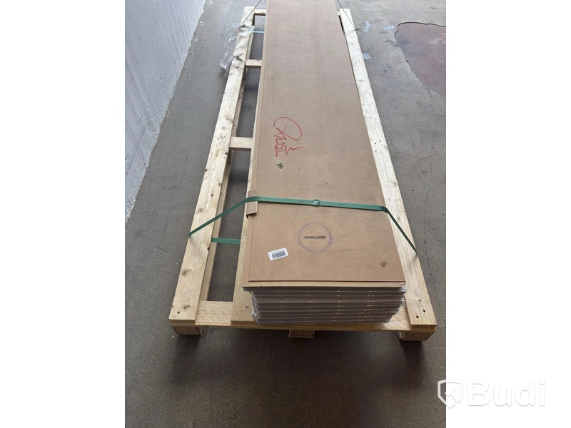 (NEW) 35 pcs. Moelven Regina Panels