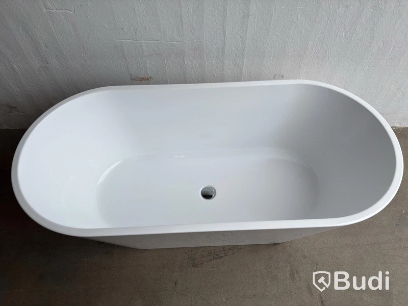 (NEW) RIVA EMMA FREESTANDING BATHTUB 160CM WHITE