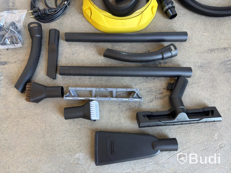 (NEW) WET/DRY VACUUM CLEANER KÄRCHER WD3 S V-17/6/20 CAR 1000W