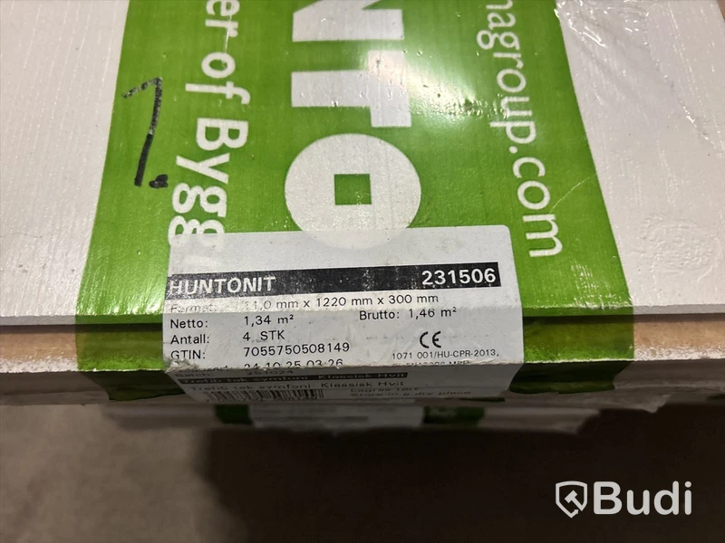 ca 13,44 kvm TAKPANEL HUNTONIT SYMFONI 0500-N 11X300X1220MM