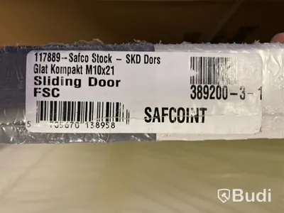 SKJUTDÖRR INFÄLLD SLÄT KOMPAKT 10X21