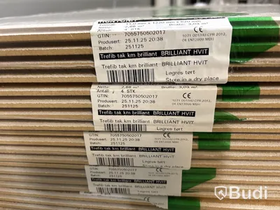 ca 23 kvm TAKPANEL HUNTONIT BRILLIANT VIT 11X620X1220MM