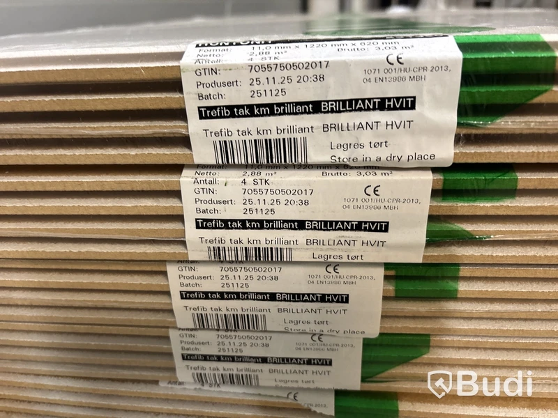 ca 23 kvm TAKPANEL HUNTONIT BRILLIANT VIT 11X620X1220MM