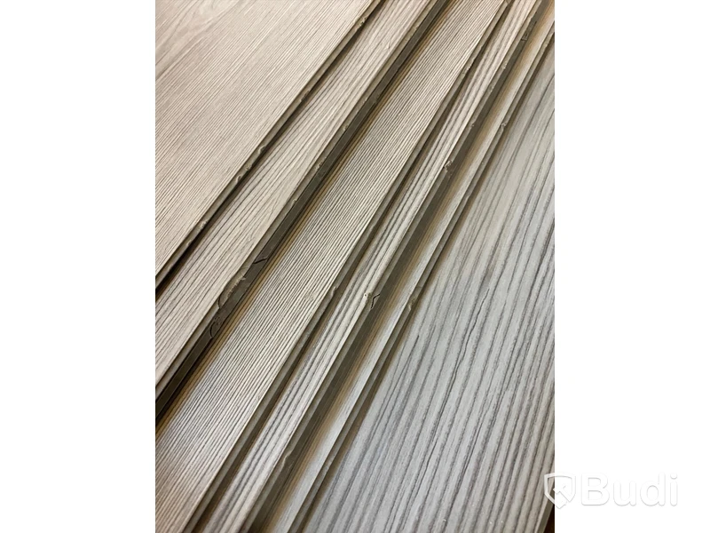 ca 17,6 kvm VINYLGOLV B!DESIGN RIGID SPC SWISS PINE
