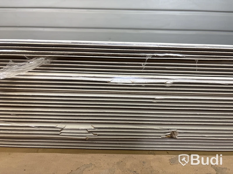 ca 26,39 kvm TAKPANEL MOELVEN REGINA KLASSISK VIT 6X405X2435MM
