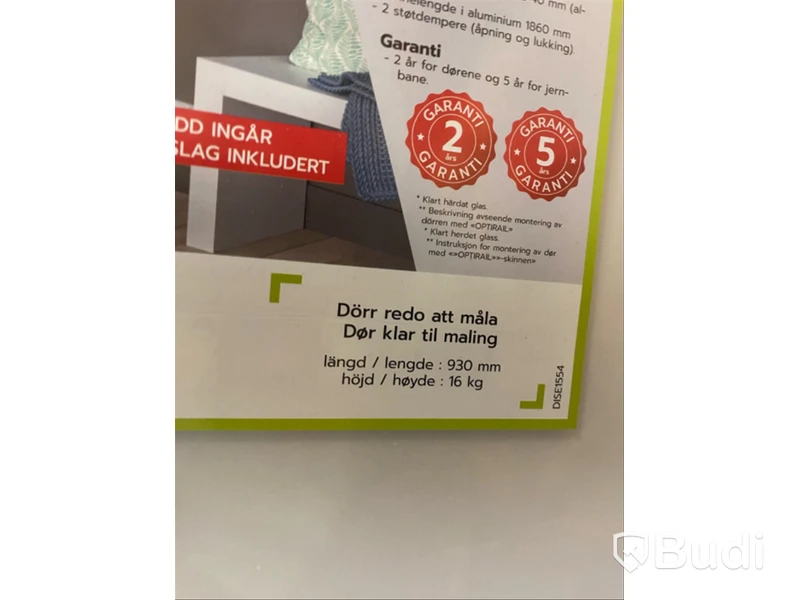 SKJUTDÖRR UTANPÅLIGGANDE SLÄT KOMPAKT 10X21 MED SKENA