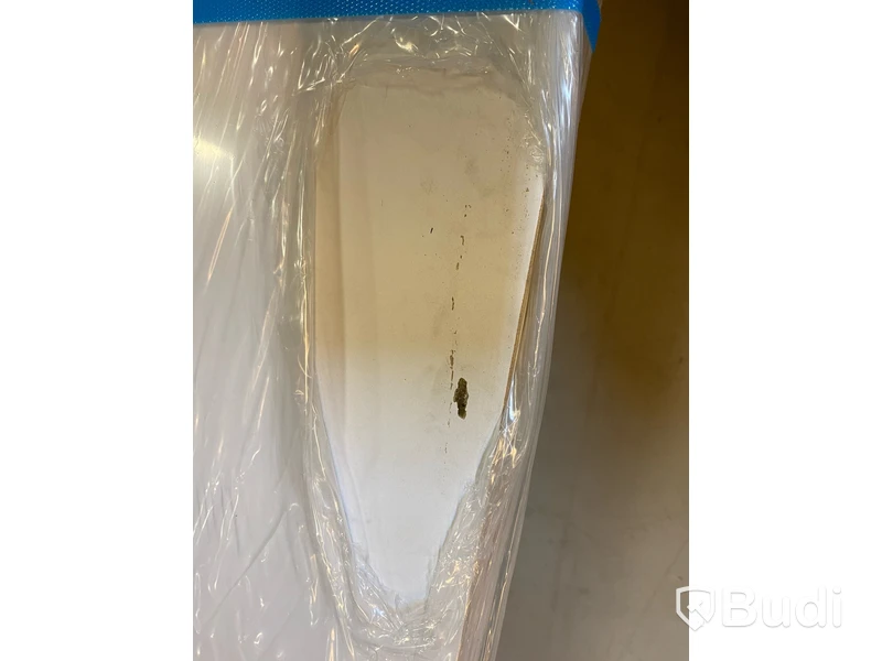 SKJUTDÖRR UTANPÅLIGGANDE SLÄT KOMPAKT 10X21 MED SKENA