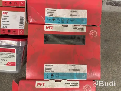 NEW) Lot of assorted screws and wall plugs in various brands and sizes