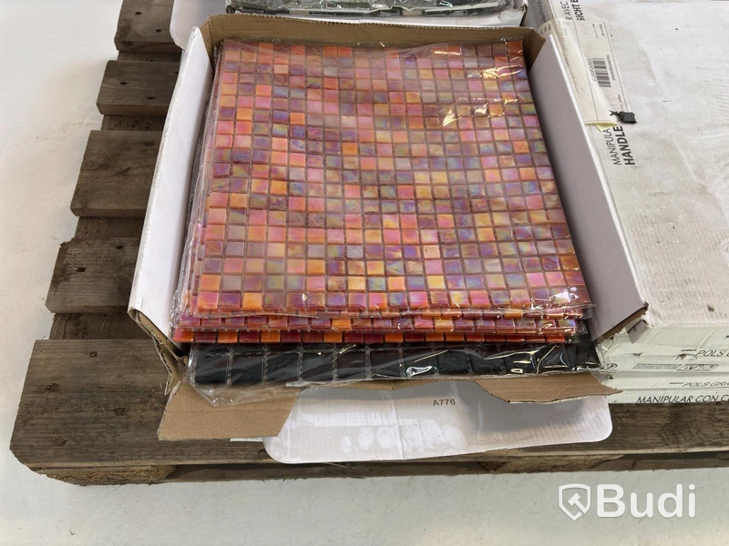 (NEW) Lot of assorted ceramic tiles, various types and brands