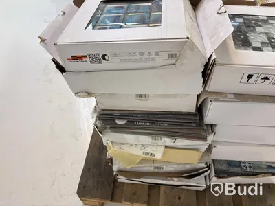 (NEW) Lot of assorted tiles, various types and brands