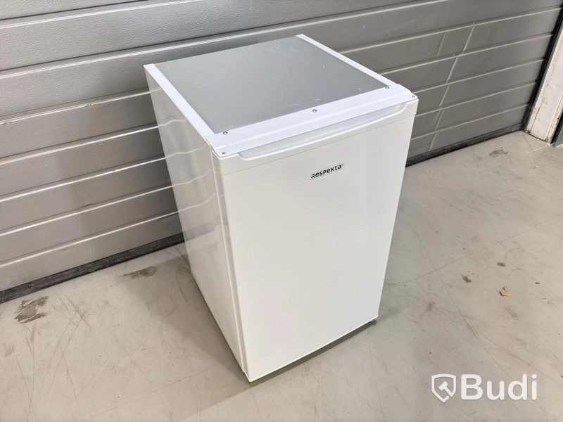 (NEW) Respekta refrigerator, KSU50