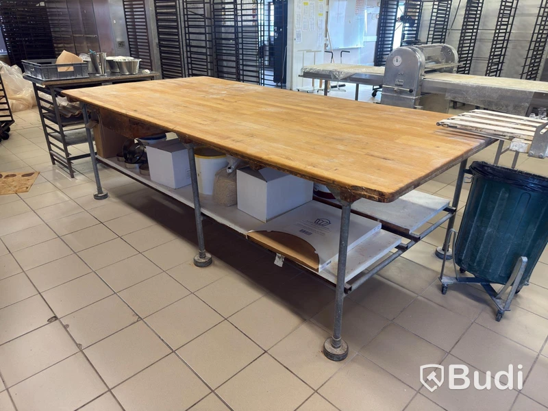 Bakbord | 285x139x88 cm