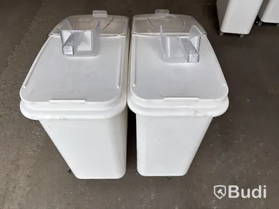 2 st. Mjölbackar Jiwins JS-081