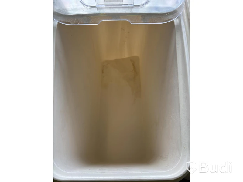 2 st. Mjölbackar Jiwins JS-081