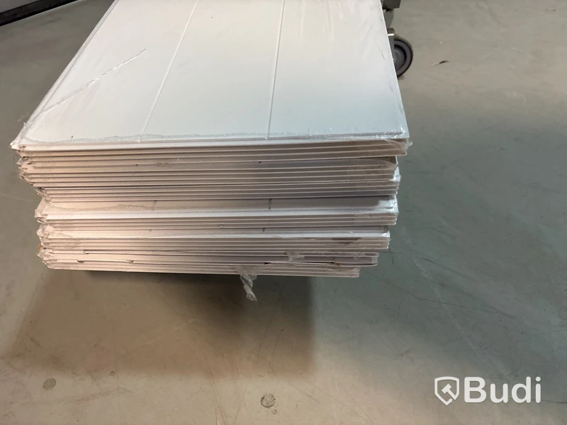 ca 26,39 kvm TAKPANEL MOELVEN REGINA LINJE VIT 6X405X2435MM