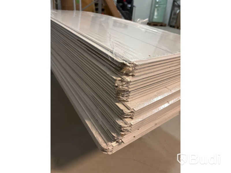 ca 26,39 kvm TAKPANEL MOELVEN REGINA LINJE VIT 6X405X2435MM
