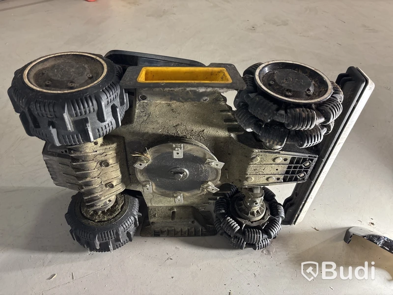 Robotgräsklippare MAMMOTION, Luba mini awd 800 - RESERVDELSOBJEKT
