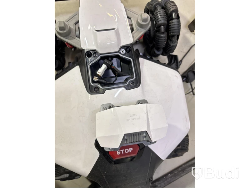 Robotgräsklippare MAMMOTION, Luba mini awd 800 - RESERVDELSOBJEKT