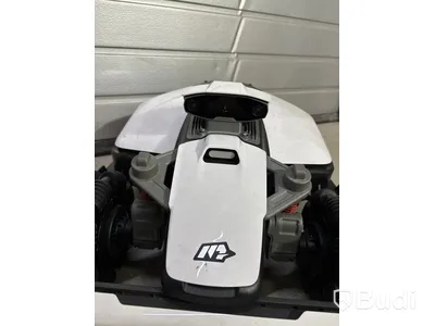 Robotgräsklippare MAMMOTION, Luba mini awd 800 - RESERVDELSOBJEKT