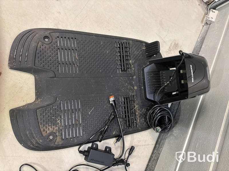 Robotgräsklippare MAMMOTION, Luba mini awd 800 -RESERVDELSOBJEKT