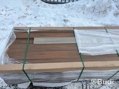 Komposittrall Kirkedal, Heimdal, ek/hardwood, 22x300x6000 och 22x130x6000 mm.