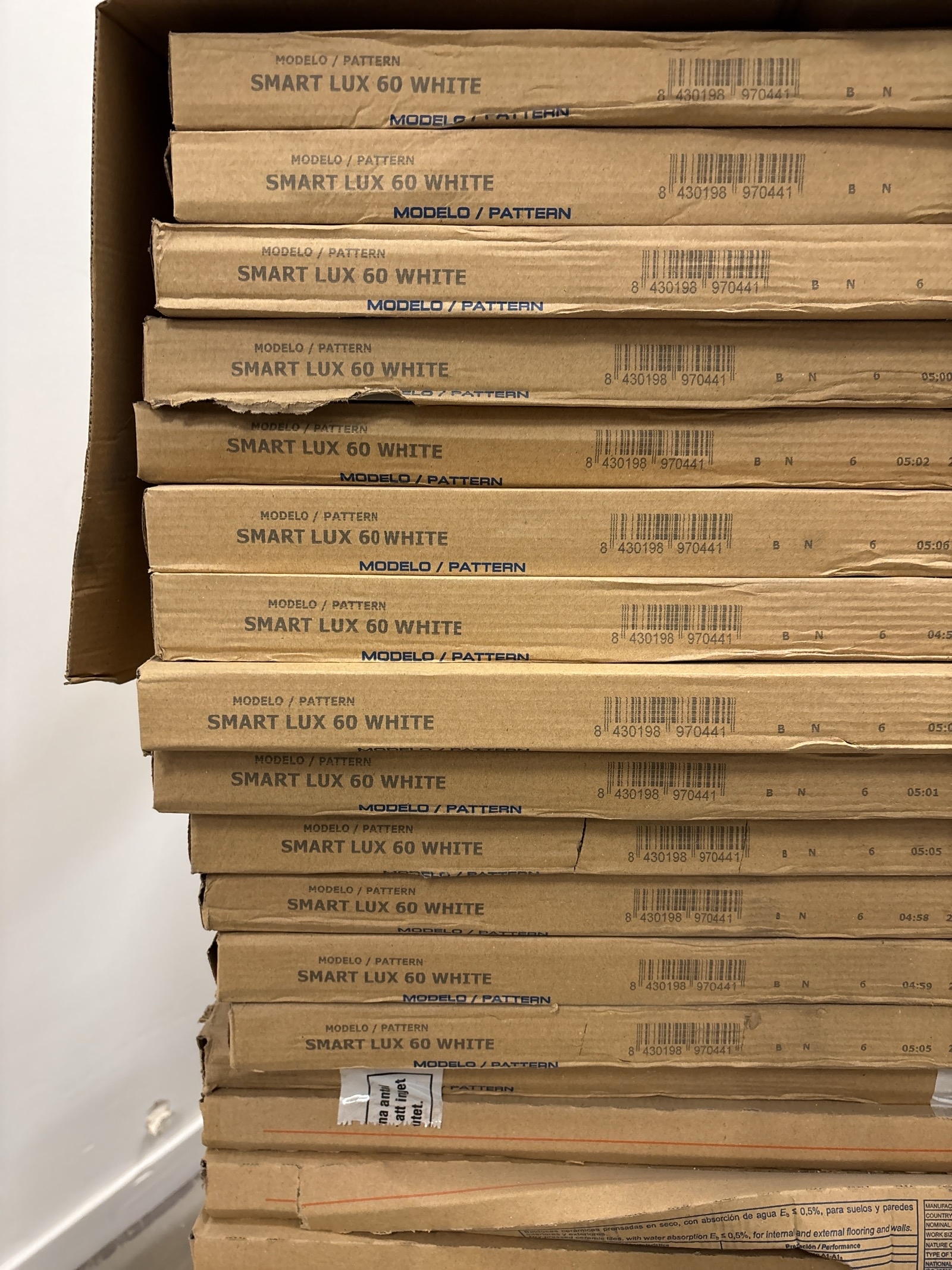 26 st. paket Kakel Smart Lux 60 White, 28,08 m2