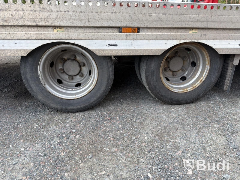 Biltransport Iveco Daily 40-180 - Släp Veldhuizen P47-2  – Automat – 2022
