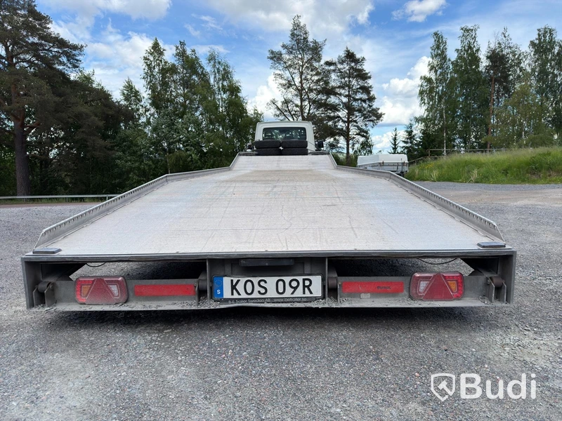Biltransport Iveco Daily 40-180 - Släp Veldhuizen P47-2  – Automat – 2022