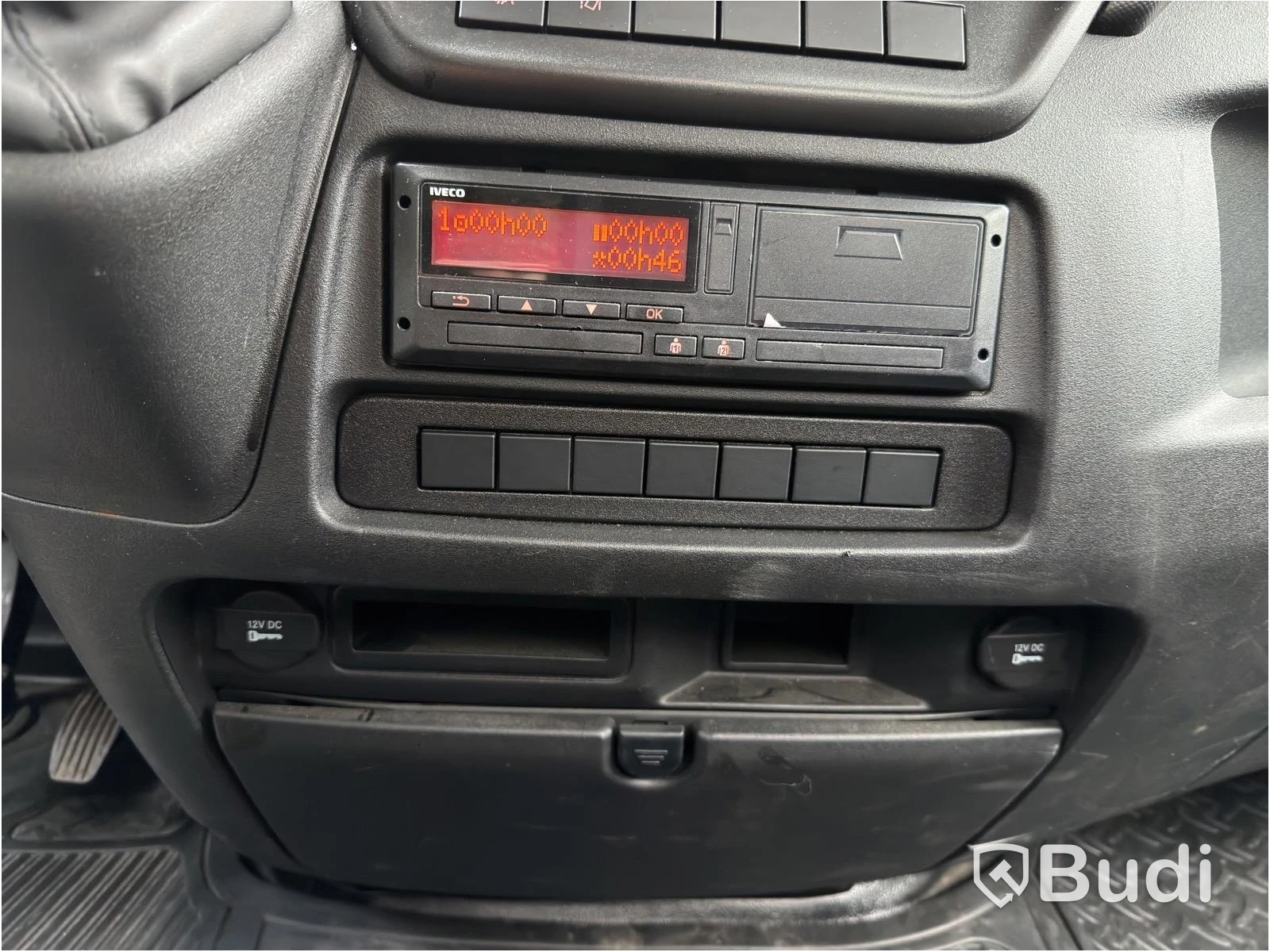 Biltransport Iveco Daily 40-180 - Släp Veldhuizen P47-2  – Automat – 2022