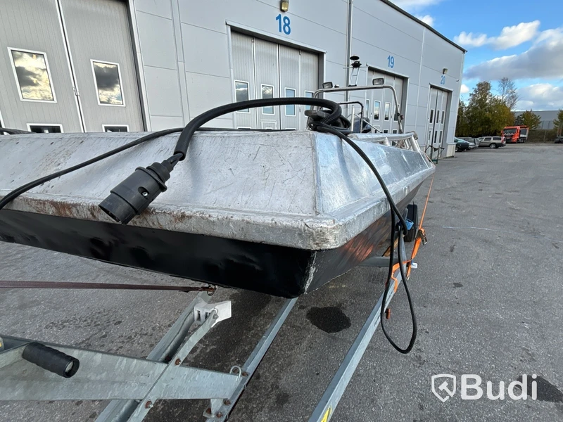 Arbetsbåt Master 680 Mercury MerCruiser | 150 hp 4-takt