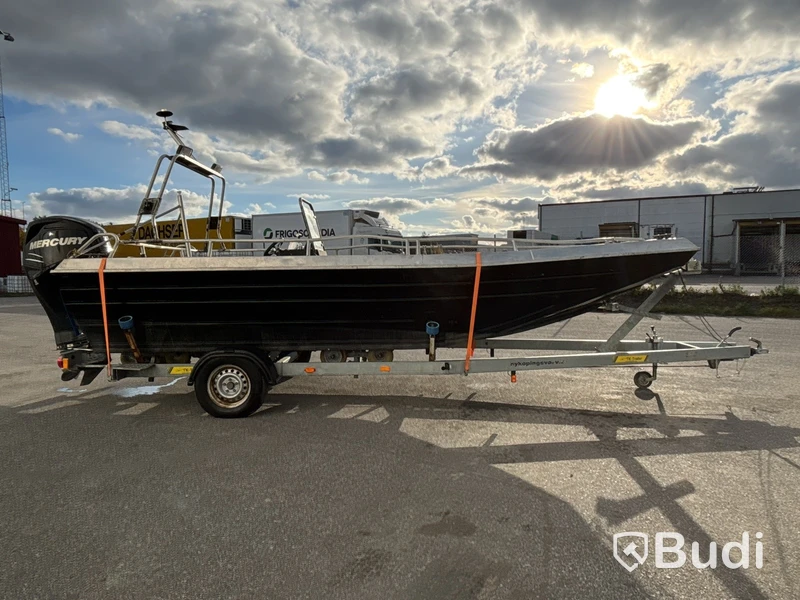 Arbetsbåt Master 680 Mercury MerCruiser | 150 hp 4-takt