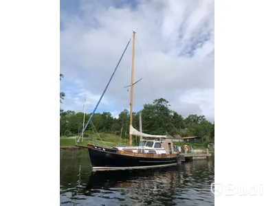 Motorseglare Trålaren 29 fot med Volvo Penta Längd (m): 9