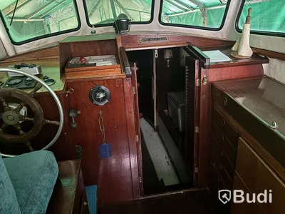 Motorseglare Trålaren 29 fot med Volvo Penta Längd (m): 9