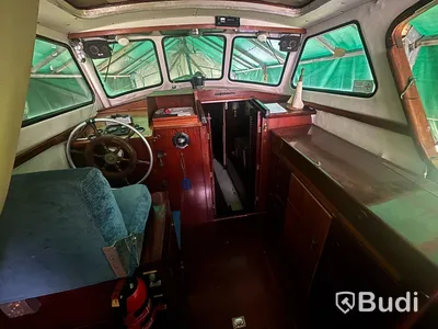 Motorseglare Trålaren 29 fot med Volvo Penta Längd (m): 9