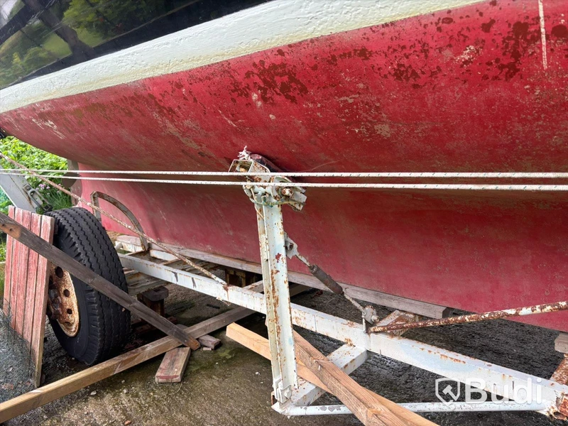 Motorseglare Trålaren 29 fot med Volvo Penta Längd (m): 9