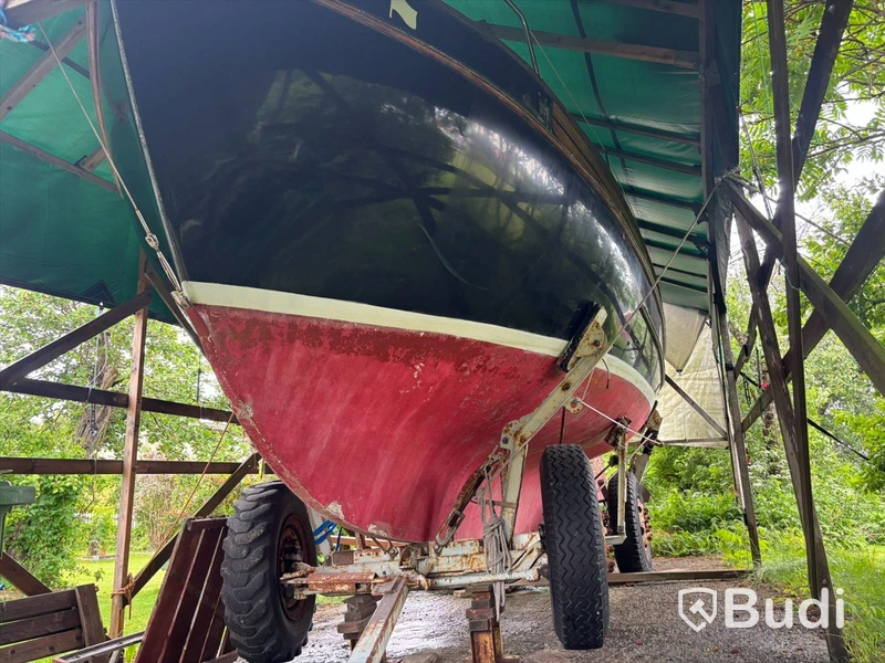Motorseglare Trålaren 29 fot med Volvo Penta Längd (m): 9