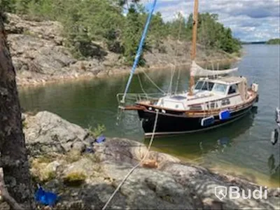 Motorseglare Trålaren 29 fot med Volvo Penta Längd (m): 9