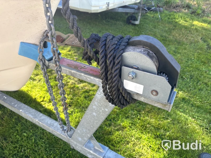 Motorbåt Ryds 430 GT med Tiki trailer från 2014