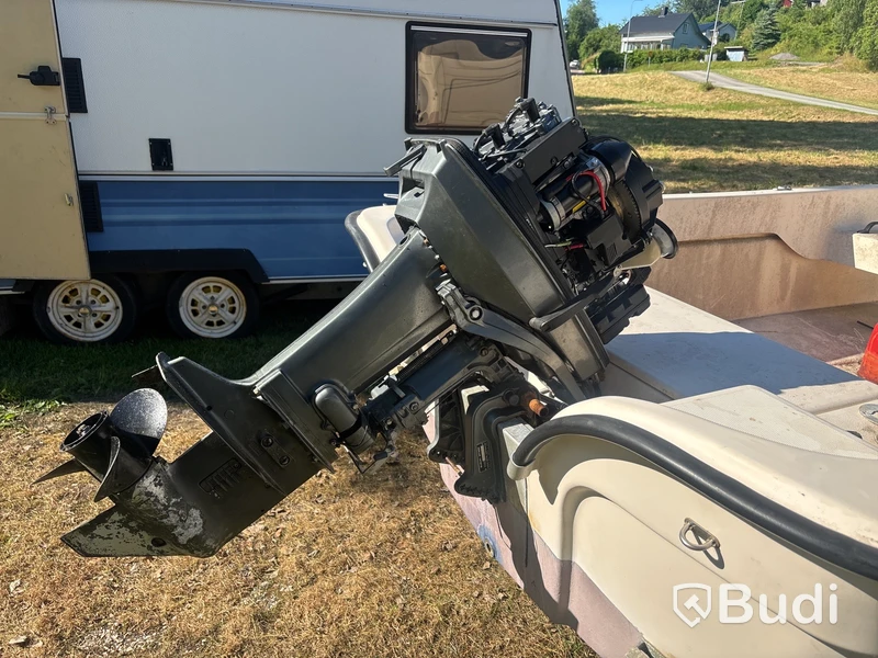 Motorbåt Ryds 430 GT med Tiki trailer från 2014