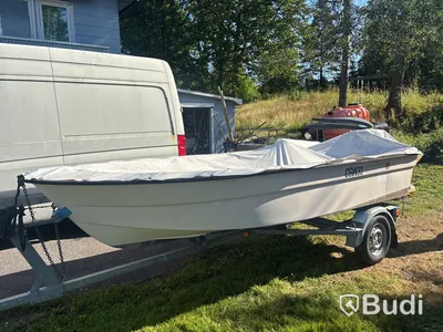 Motorbåt Ryds 430 GT med Tiki trailer från 2014