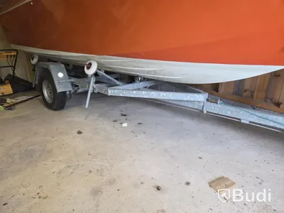 Motorbåt inkl vagn och Johnson 85 Hk. 1 ägare!