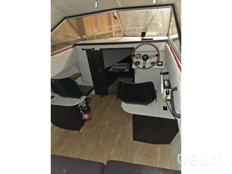 Motorbåt inkl vagn och Johnson 85 Hk. 1 ägare!