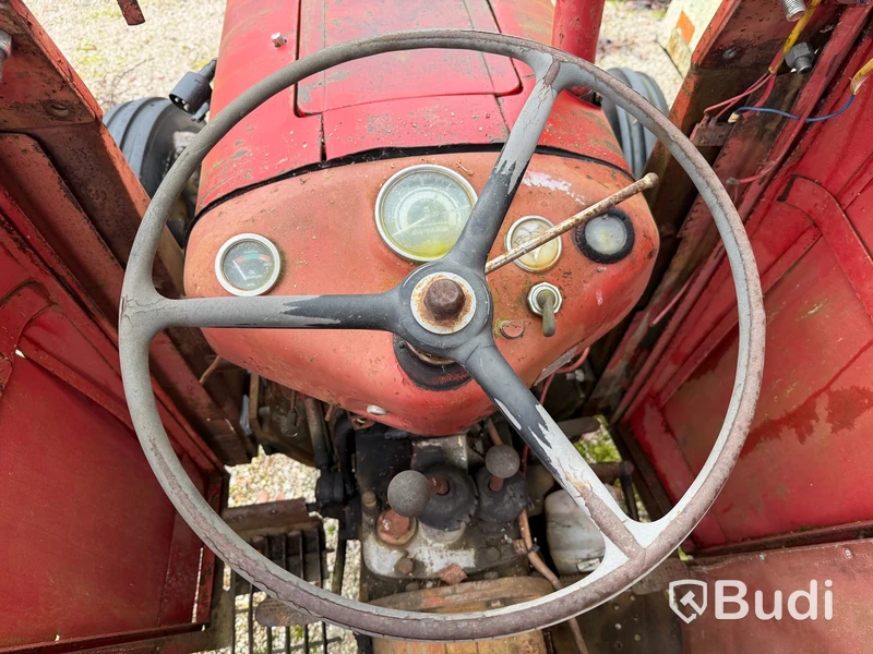 Veterantraktor Massey, 1959, diesel