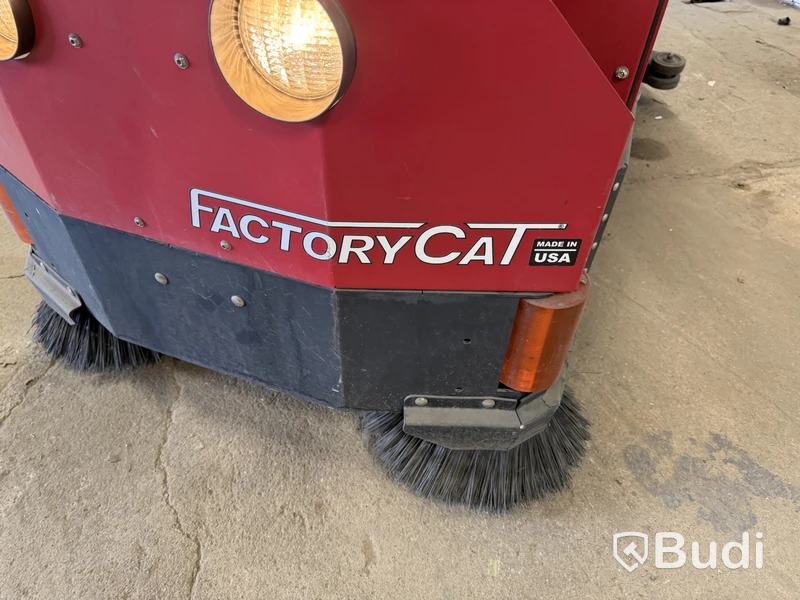 Skurmaskin Factory Cat RPS XR34C