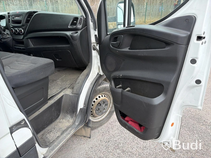Lätt lastbil Iveco Daily 35 3.0 -2016 | Bakgavellyft