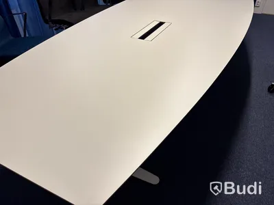 Konferensbord