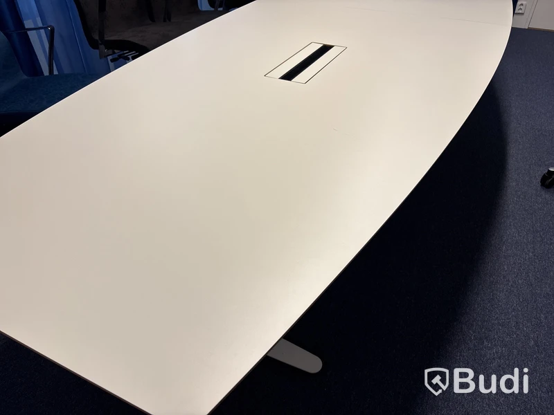 Konferensbord