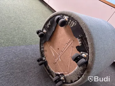 2 st. Sittpuffar Johanson