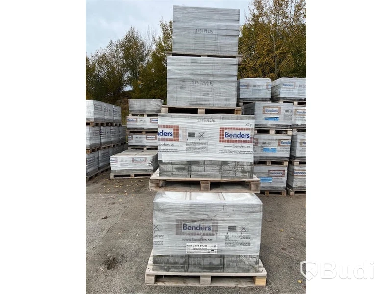 20 st. pall MARKPLATTA BENDERS, 2151192B SIENA SLÄT FASAD 700X350X80MM NATURVIT