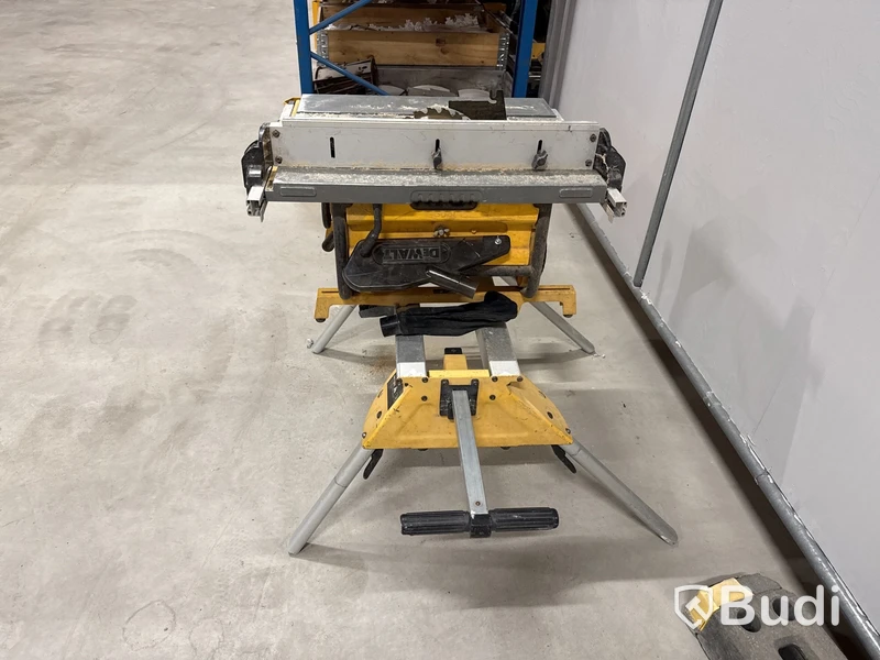 Bordssåg Dewalt DW745
